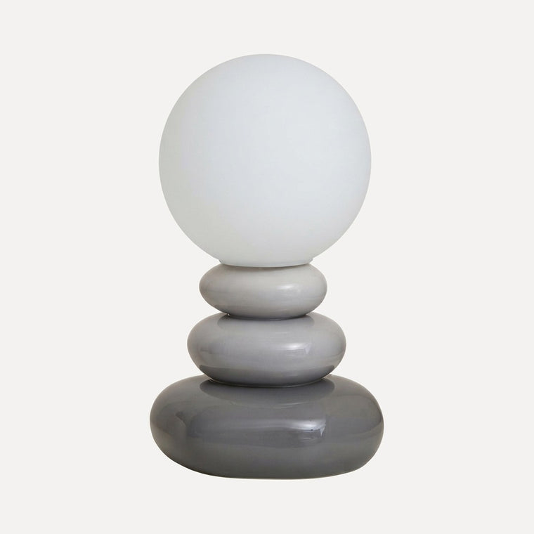 Vieste, lampe galets de céramique et globe, Gris