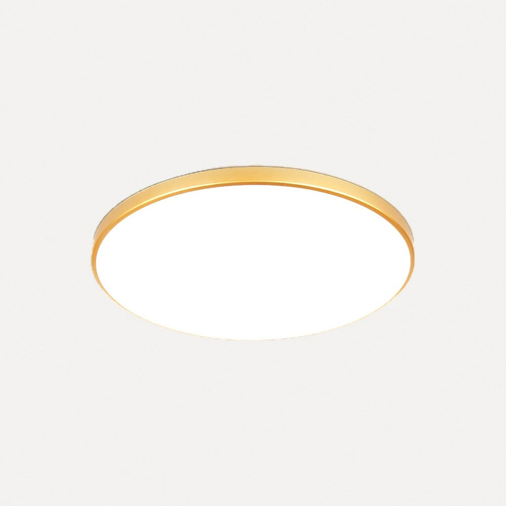 Plafonnier LED rond IP54 pour salle de bain, Ø 26 à 37 cm – Divonne, sur fond blanc
