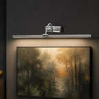 Applique LED de miroir chromée IP44, orientable, 40 ou 60 cm – Luchon, vue d’ambiance