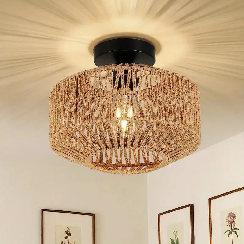 Plafonnier en rotin tressé main, LED intégrée – Pals, vue d’ambiance