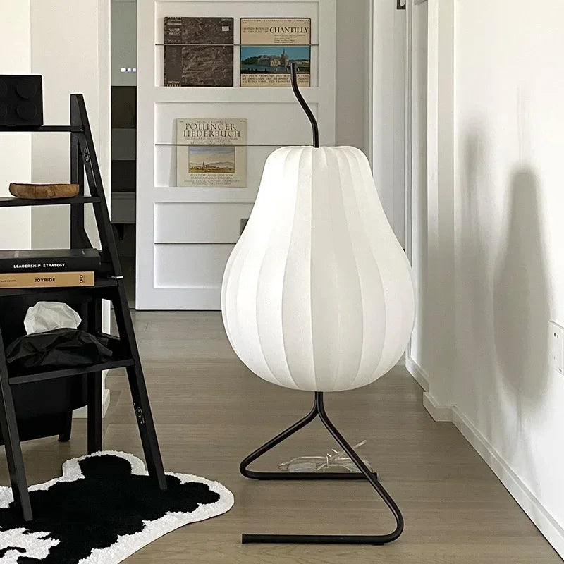Lampadaire poire en soie, style japonais – Gion, vue d’ambiance