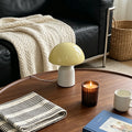 Lampe champignon en verre sur pot blanc, cinq couleurs, USB-C – Neive
