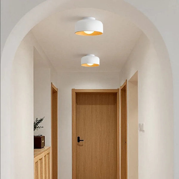 Petit plafonnier bol laqué, intérieur effet bois, Ø 22 cm – Aups