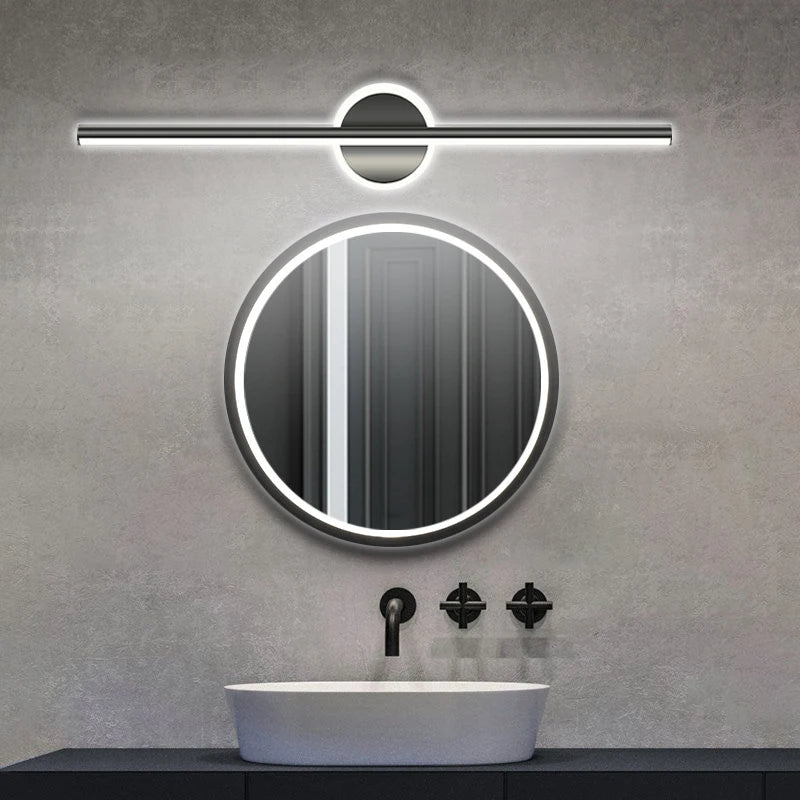 Applique LED barre fine et disque, noir ou doré, 40 à 80 cm – Saturnia, vue d’ambiance