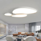 Plafonnier LED en forme de galets, noir ou blanc – Bréhat, vue d’ambiance