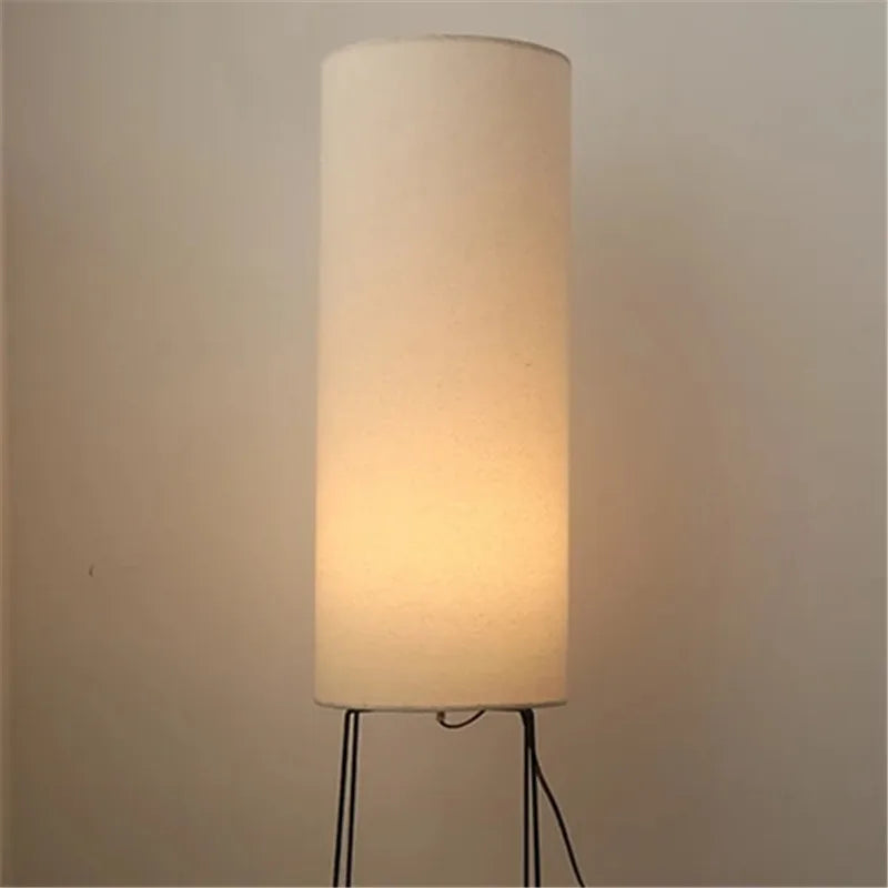 Lampadaire design en tissu, H 120 cm – Ikaho allumé