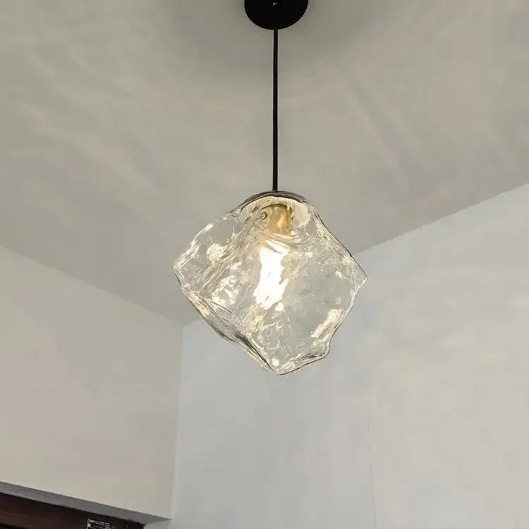 Suspension glaçon en verre, cognac, fumé ou transparent – Hakuba, vue d’ambiance