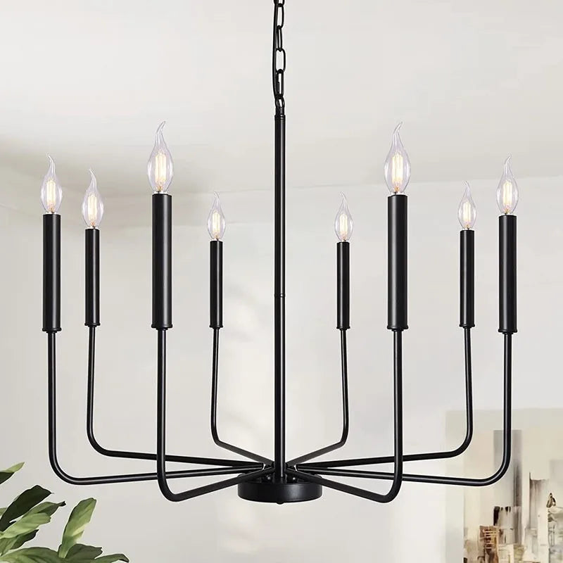 Lustre à bougies aux bras droits, noir ou doré, 6 ou 8 feux – Loches, vue d’ambiance