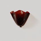Applique corolle en verre ondulé, cinq couleurs – Grado, sur fond clair