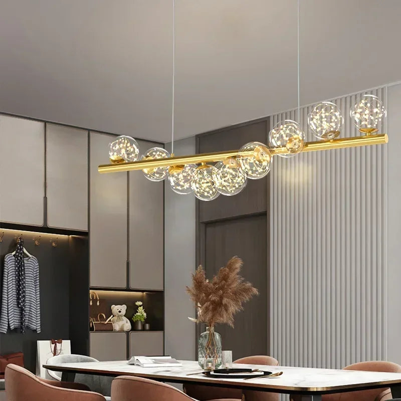 Lustre ligne de globes de verre, 72 à 112 cm – Breteuil, vue d’ambiance