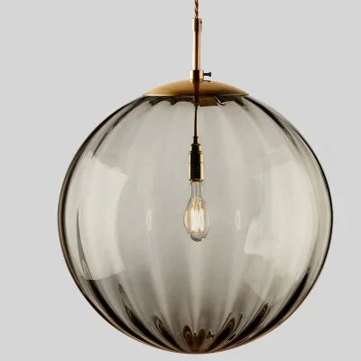 Suspension globe en verre côtelé coloré – Amalfi, finition gris fumé / Ø 20 cm
