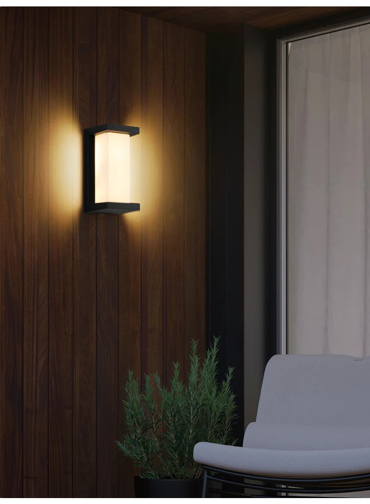 Applique extérieure LED, cinq formes, avec ou sans détecteur – Crozon, vue d’ambiance