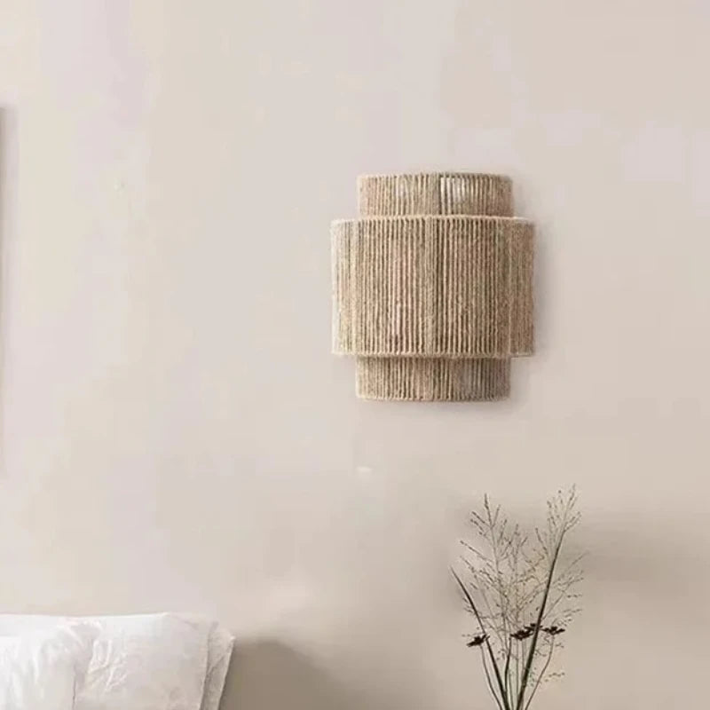 Applique bohème en corde de chanvre tressée main, E27 – Cudillero, vue d’ambiance