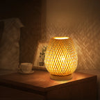 Lampe à poser lanterne en bambou, style japonais – Hakata, vue d’ambiance
