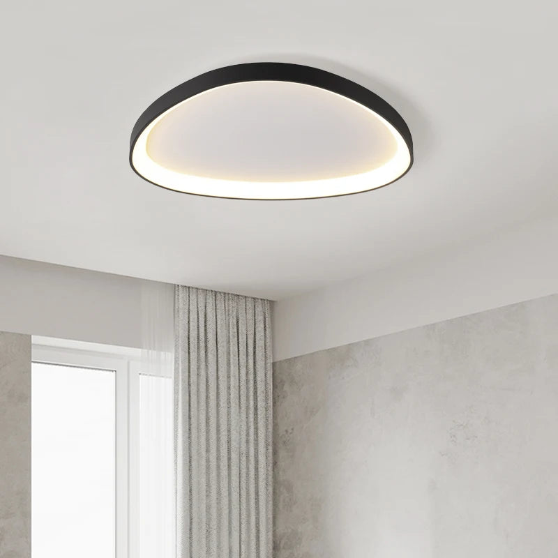 Plafonnier LED galets, blanc ou noir, un ou trois galets – Bozouls dans un intérieur