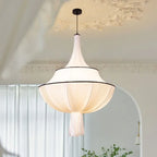 Suspension en tissu drapé à frange, style français – Chambord, vue d’ambiance