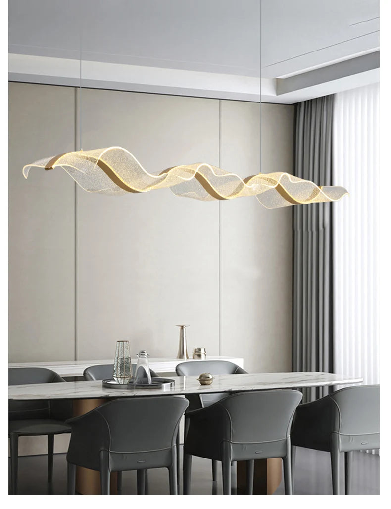 Lustre LED en vague, ciel étoilé ou ondulations, 80 à 120 cm – Brissac, vue d’ambiance