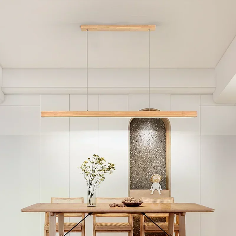 Suspension linéaire LED en bois, style minimaliste – Vence dans un intérieur