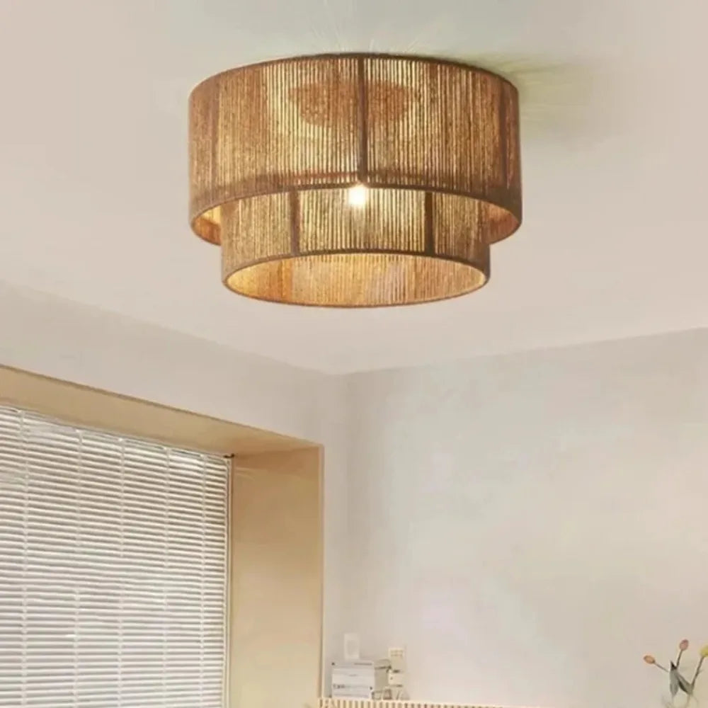 Plafonnier double en corde de chanvre, Ø 45 cm – Saorge allumé