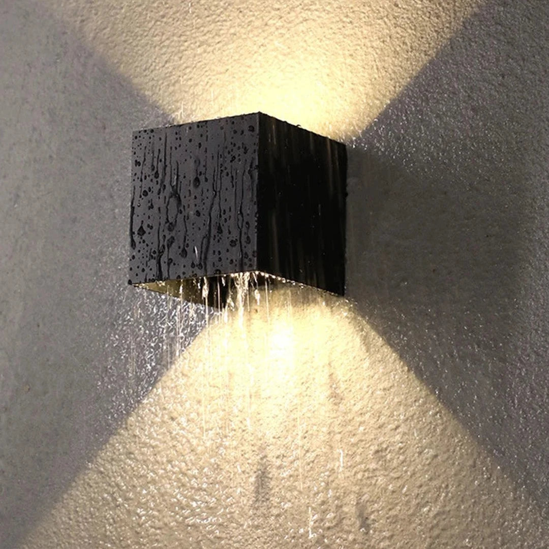 Sarzeau, cube d'aluminium, faisceaux réglables, en situation