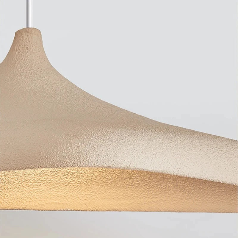 Grande suspension wabi-sabi effet enduit, 80 cm – Imbe, vue de détail