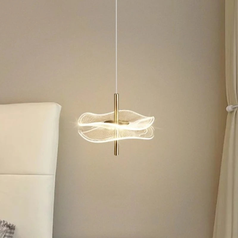 Suspension pétales d'acrylique ondulé, tige dorée – Limone allumée