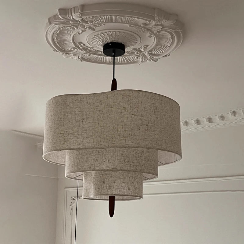Suspension étagée en tissu aspect lin – Takayama, vue d’ambiance