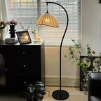 Lampadaire rétro, abat-jour en lin, H 155 cm – Asolo, sur fond blanc