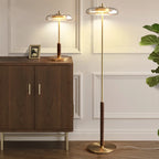 Lampadaire et lampe disque de verre, laiton et bois – Opio allumé