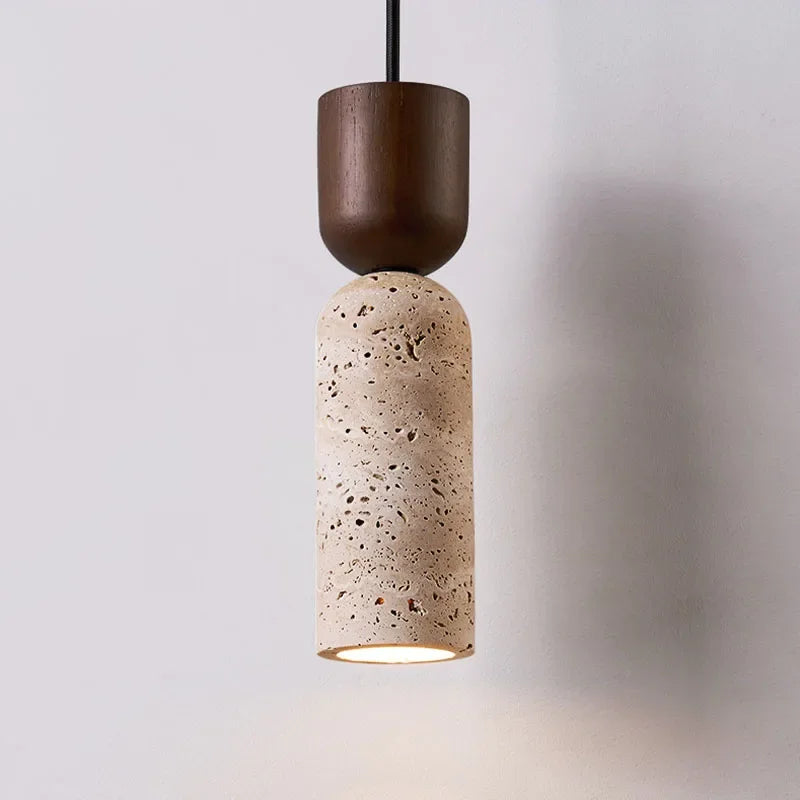 Suspension tube en travertin et bois wabi-sabi – Uji allumée