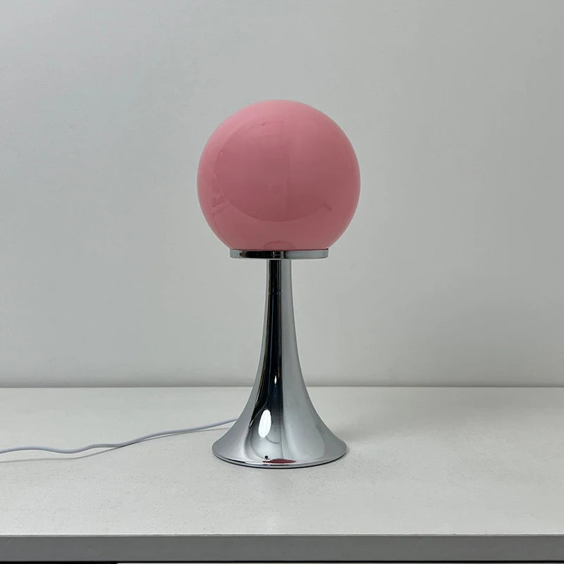 Lampe à poser sphère de verre sur pied chromé – Montalto