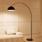 Lampadaire pied en marbre, abat-jour Ø 30 cm, cinq teintes – Sirmione, vue d’ambiance
