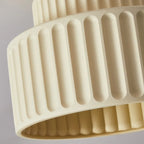 Plafonnier strié en résine, vert, blanc ou crème – Lagrasse, vue de détail