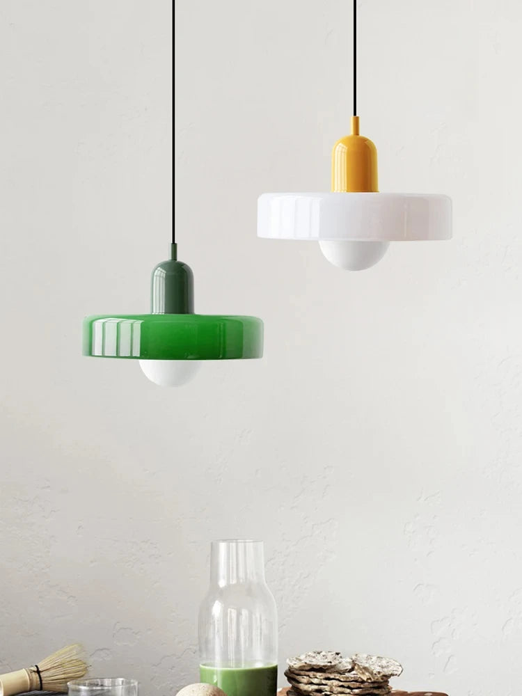 Suspension en verre coloré rétro – Positano, vue d’ambiance