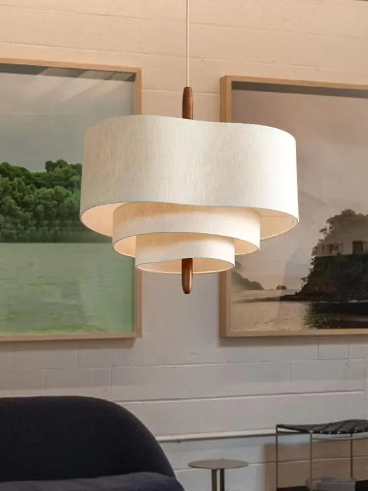 Plafonnier étagé en tissu, abat-jour blanc ou noir – Kakunodate, vue d’ambiance