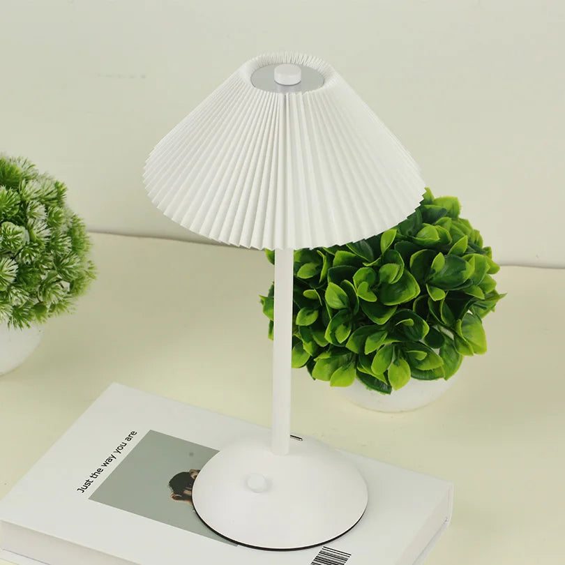 Lampe sans fil abat-jour plissé, six couleurs, tactile – Obernai, finition pied blanc, abat-jour blanc