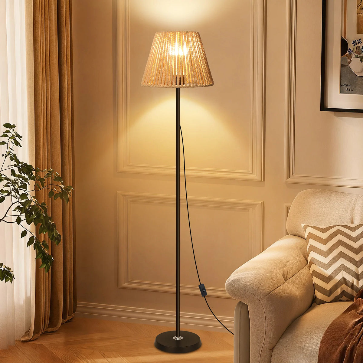 Lampadaire en rotin tressé main, H 140 cm – Frigiliana, vue d’ambiance
