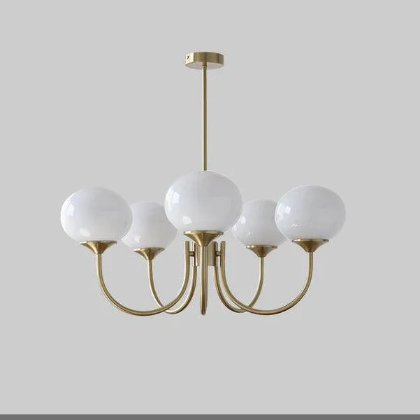 Suspension lustre à globes de verre, rose, crème ou blanc – Sèvres, finition doré, 5 globes blancs