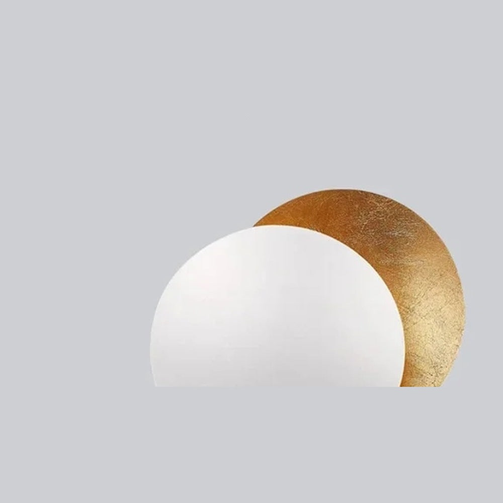 Applique éclipse en feuille d'or, Ø 20 ou 25 cm – Aso, finition blanc et feuille d'or, Ø 20 cm