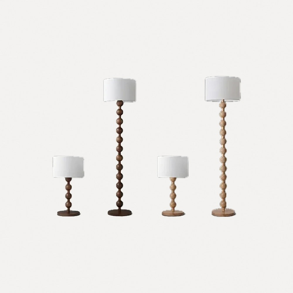 Lampadaire pied en bois tourné et abat-jour tambour – Bargème, sur fond blanc
