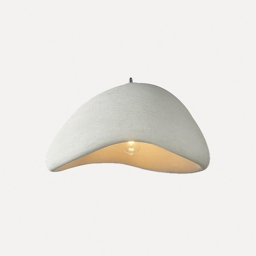 Suspension galet wabi-sabi, Ø 30 à 50 cm – Beauregard, sur fond blanc