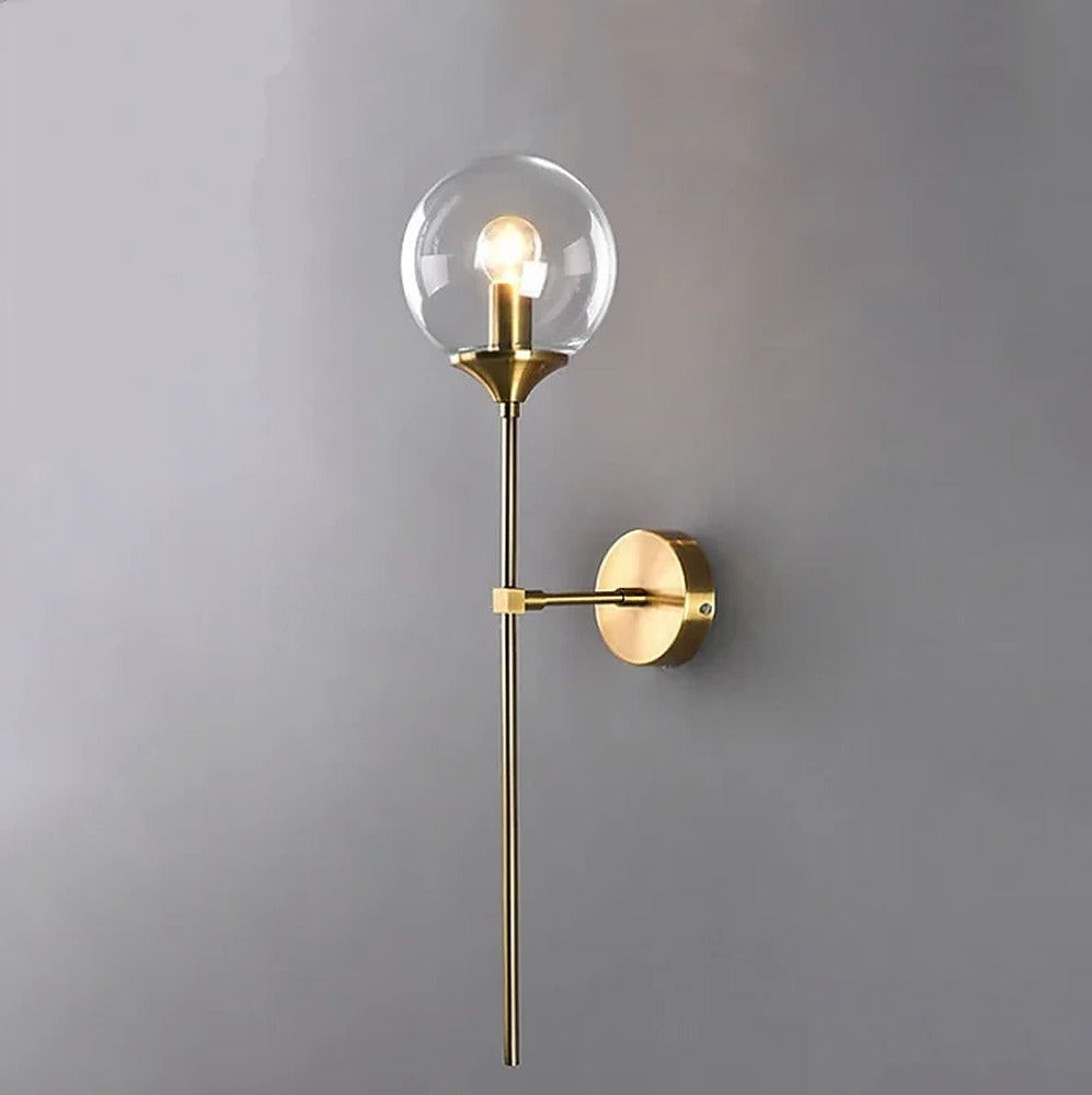 Applique globe de verre sur tige dorée ou chromée – Beynac, finition tige dorée, verre transparent / À l'unité / Sans ampoule