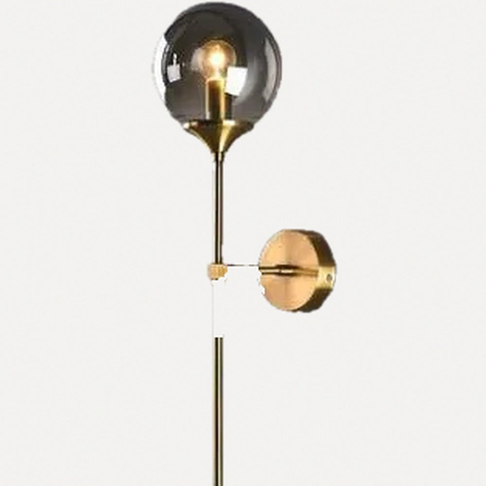 Applique globe de verre sur tige dorée ou chromée – Beynac, finition tige dorée, verre fumé / À l'unité / Sans ampoule
