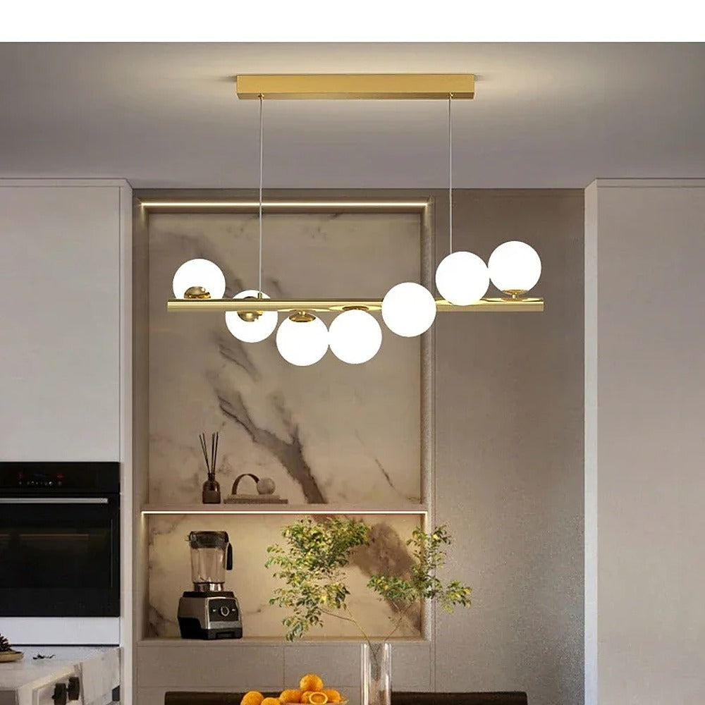 Lustre ligne de globes de verre, 72 à 112 cm – Breteuil dans un intérieur