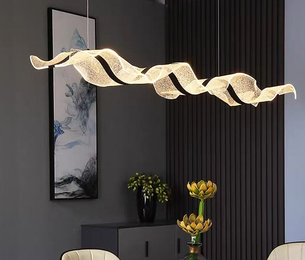 Lustre LED en vague, ciel étoilé ou ondulations, 80 à 120 cm – Brissac allumé