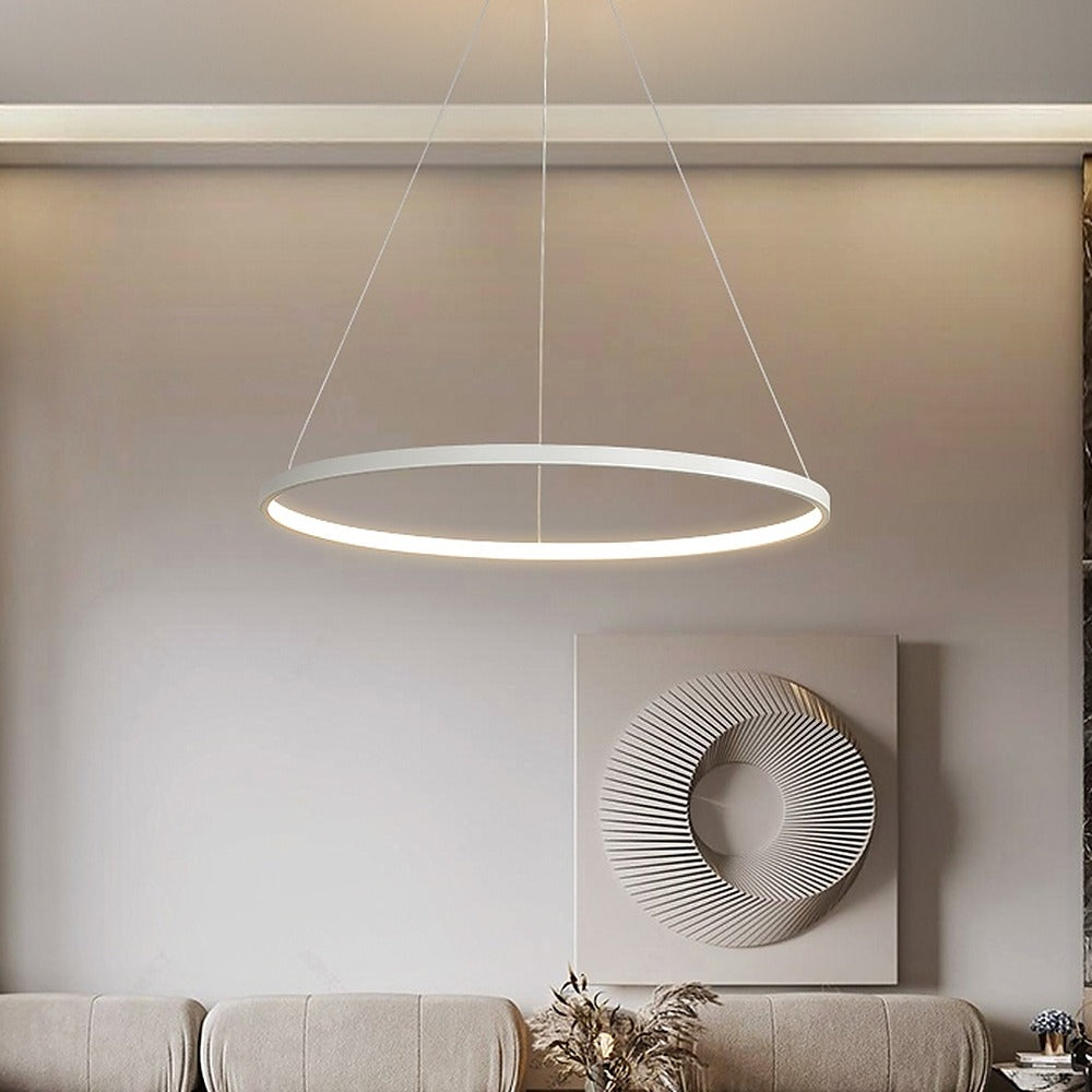 Suspension anneau de lumière LED, Ø 40 à 100 cm – Ermenonville, vue d’ambiance