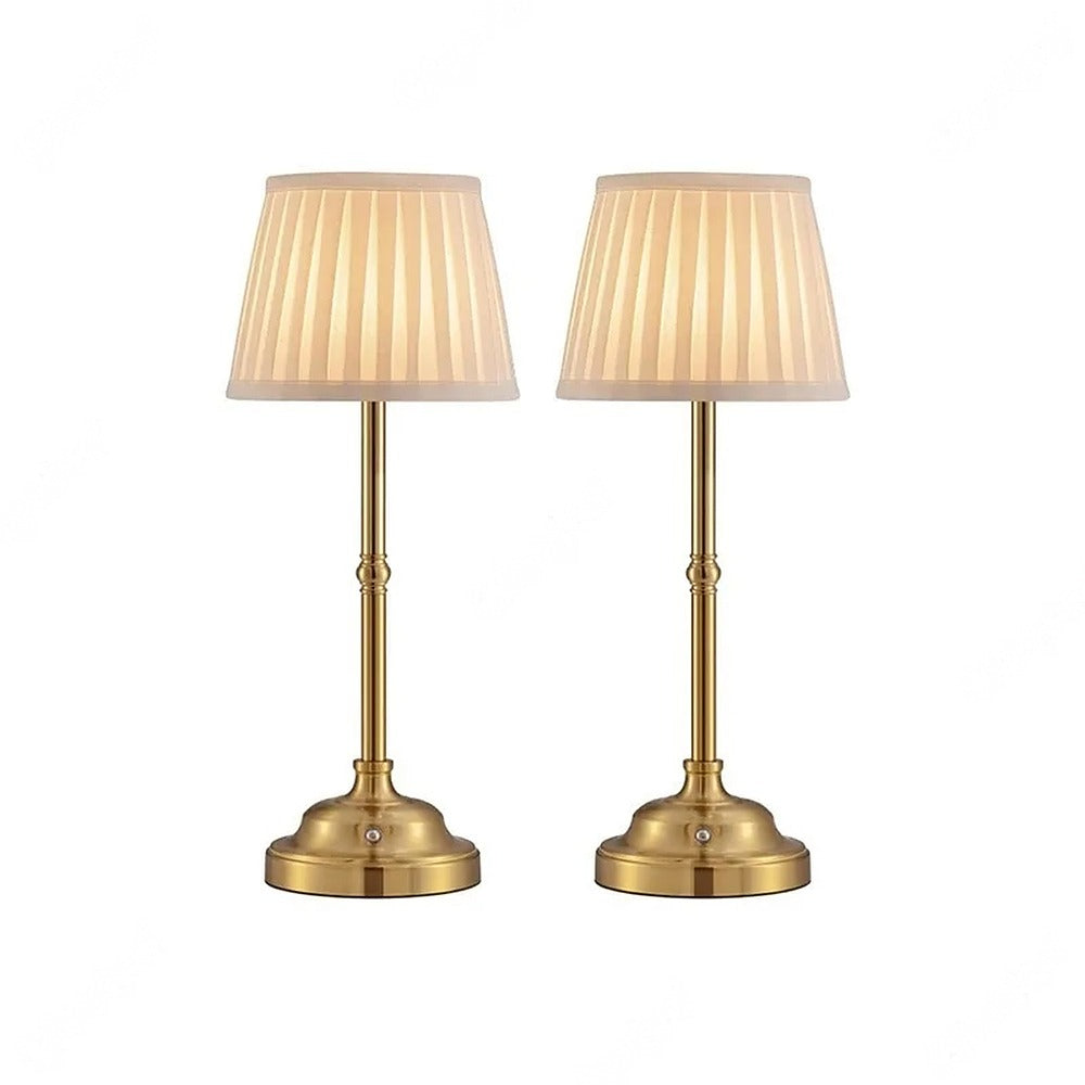 Lampe sans fil abat-jour plissé, pied laiton ou noir – Estaing, sur fond blanc