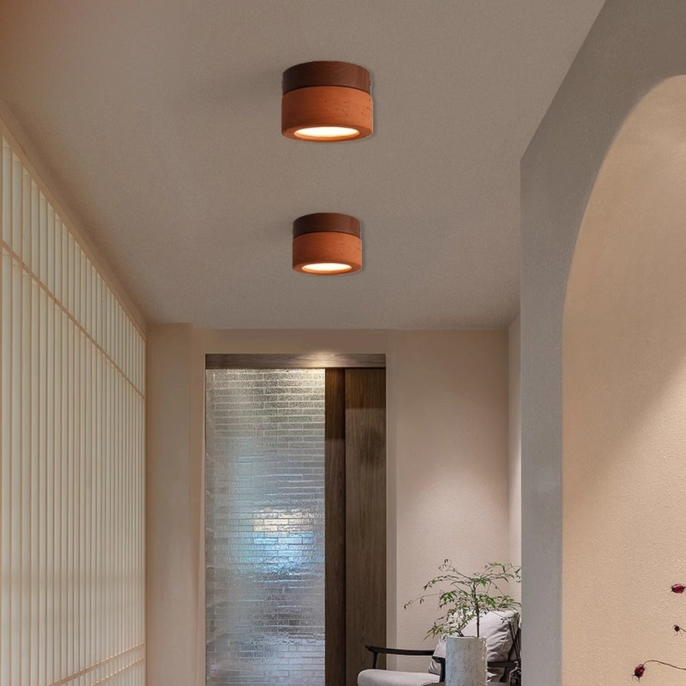 Mini plafonnier en travertin rouge, jaune ou noir – Gargas dans un intérieur