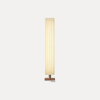 Lampadaire bois et tissu, esprit wabi-sabi – Gero, sur fond clair