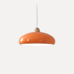 Soucoupe orange, bras blanc